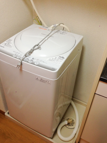 レオパレスでは全自動洗濯機は標準でした。