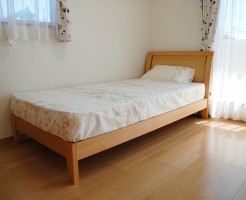 組み立て式ベッド