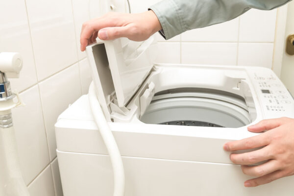 洗濯機の水抜きという準備。引越し前に整えておきたい判断の目安